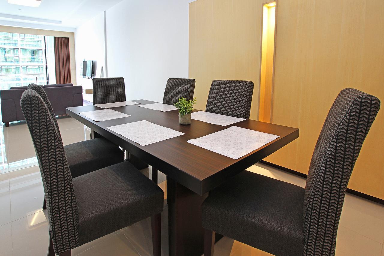 Bernard Holiday Home @ Imperial Suites Kuching Ngoại thất bức ảnh