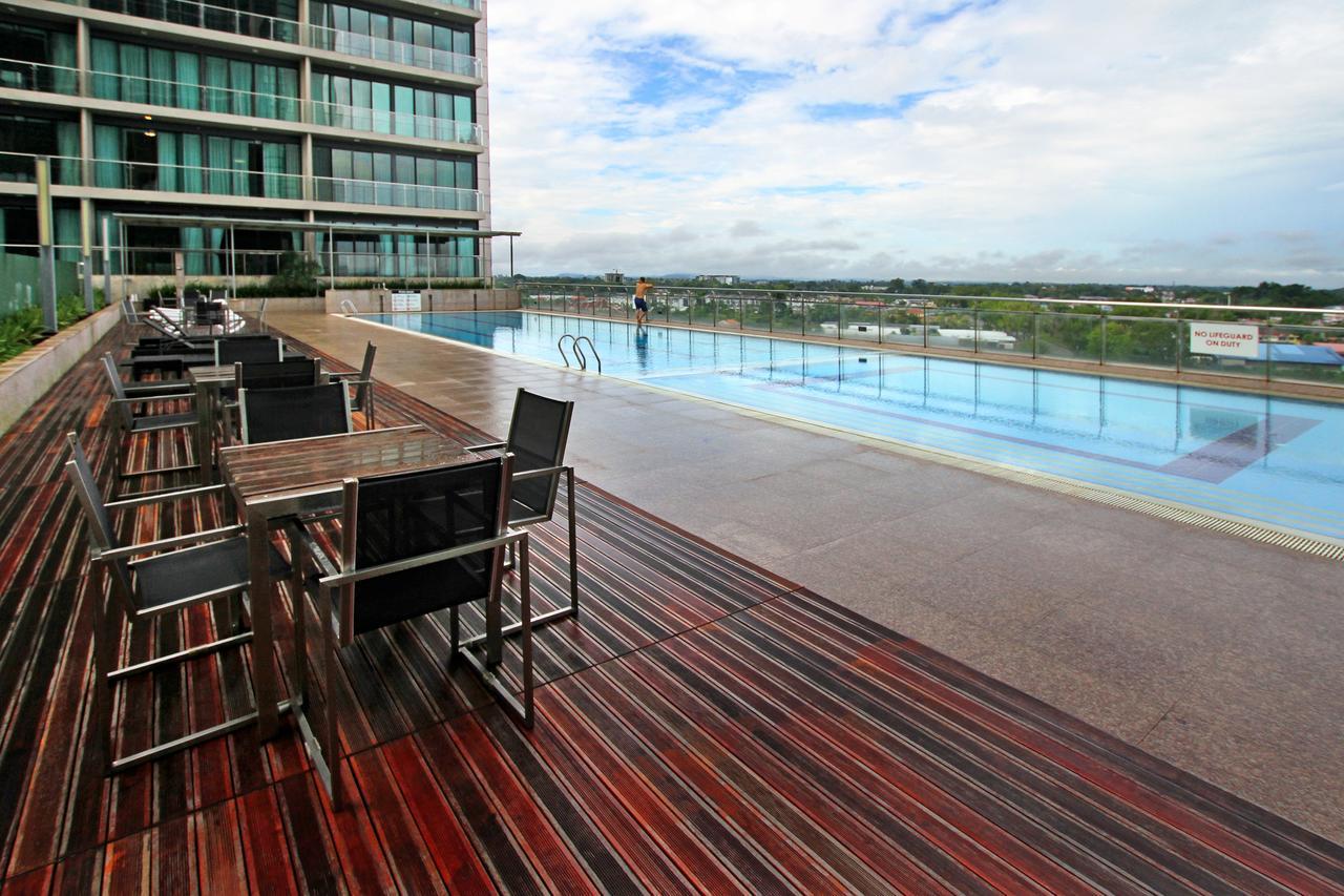 Bernard Holiday Home @ Imperial Suites Kuching Ngoại thất bức ảnh