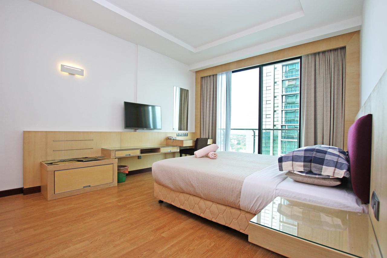 Bernard Holiday Home @ Imperial Suites Kuching Ngoại thất bức ảnh
